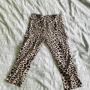 Wild fable Capri leggings